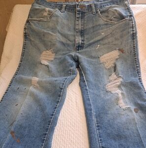 Vintage Wranglers, super distressed size 34×29,soft,fits an 8 to 10